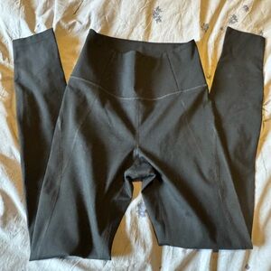 Girlfriend Collective Leggings in Black